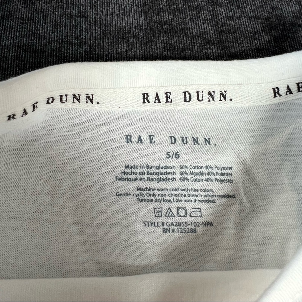 NWT Rae Dunn Hello Fall Outfit - Picture 3 of 8